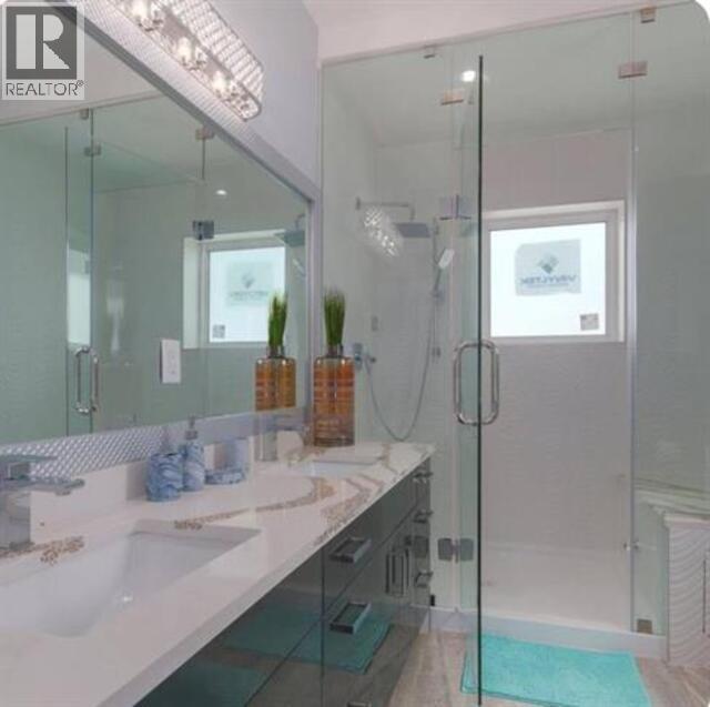 4666 EARLES STREET, Vancouver