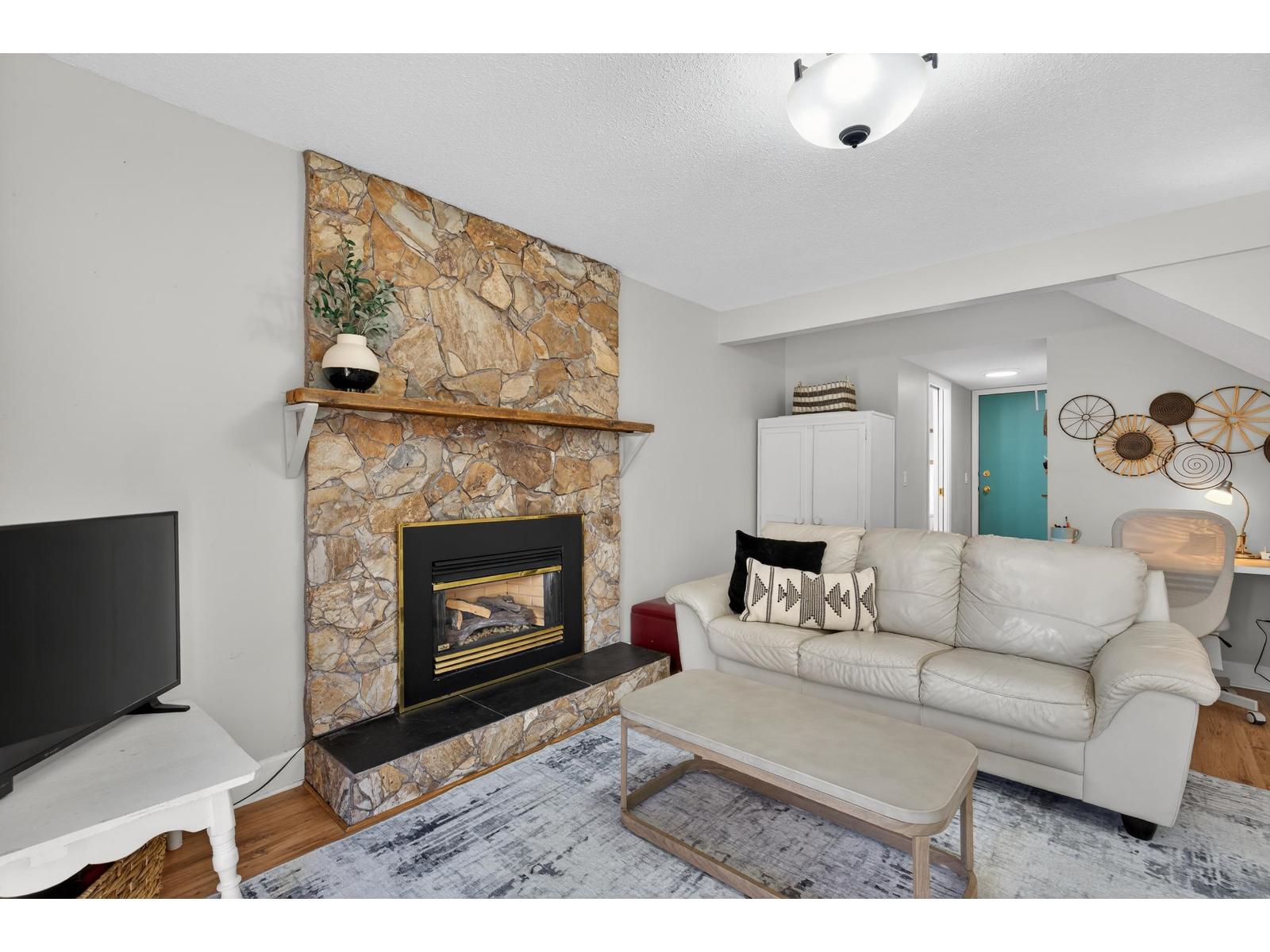 19804 68 AVENUE, Langley