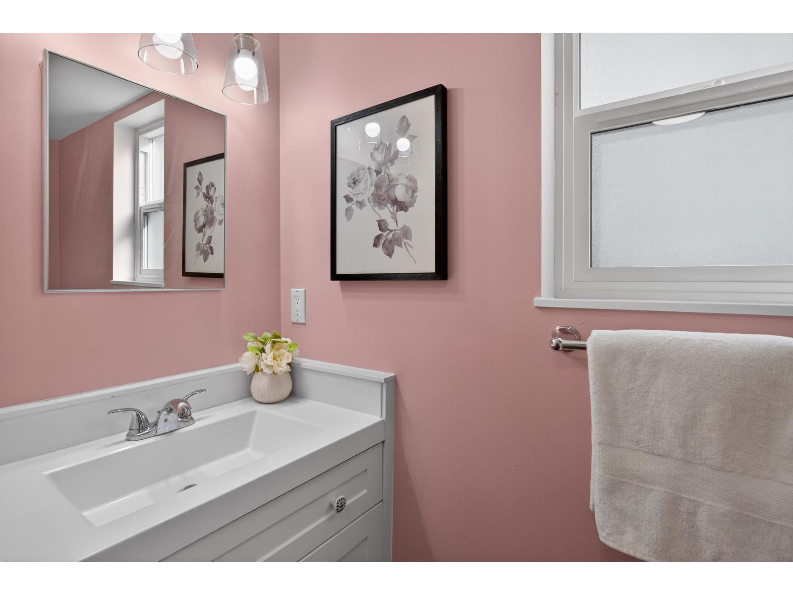 19804 68 AVENUE, Langley