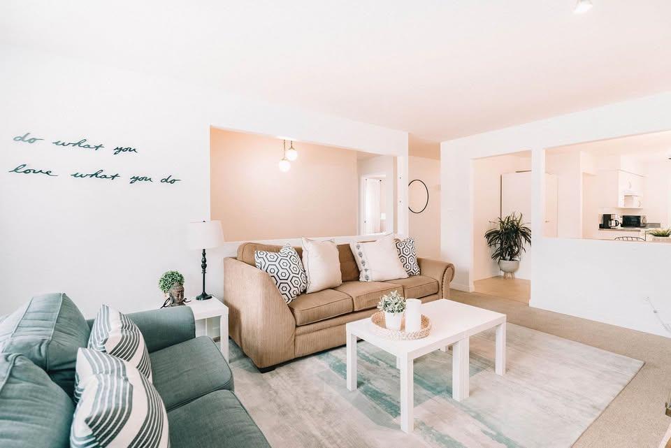 18XX KING GEORGE BOULEVARD