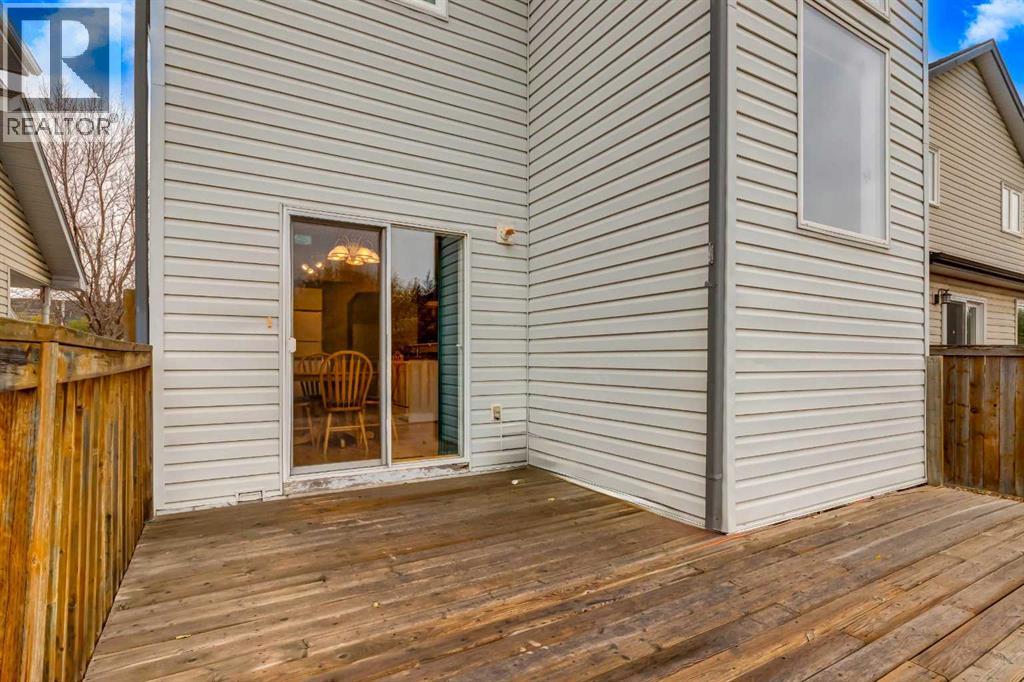 Single Family House for Sale in  Mt Apex Green SE McKenzie Lake Calgary 