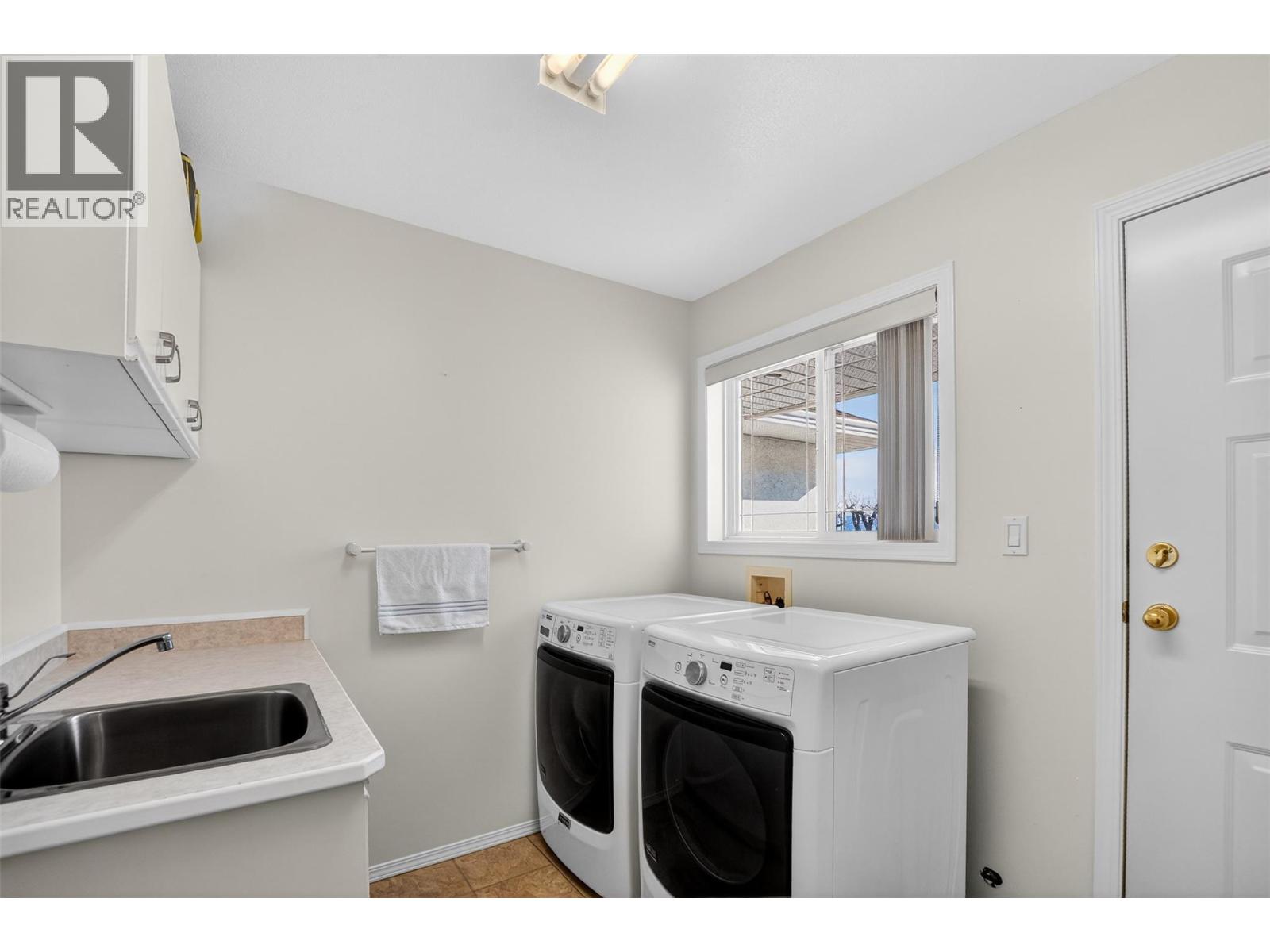  626 Ponderosa Road, Oliver