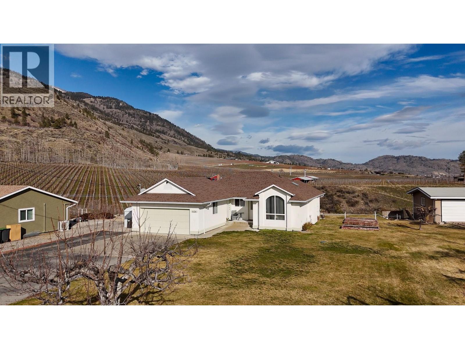  626 Ponderosa Road, Oliver