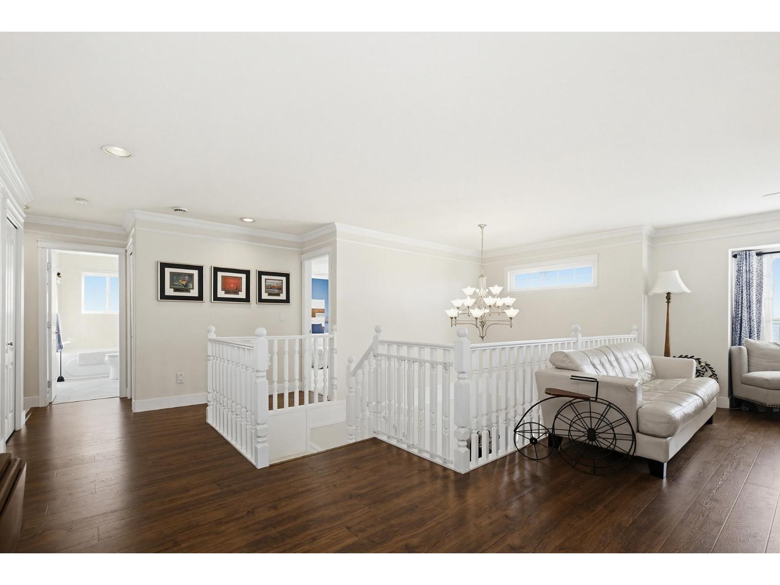 6 Bed, 4 Bath House for Sale in Mission – 8052 TOPPER DRIVE, Mission - Image 6