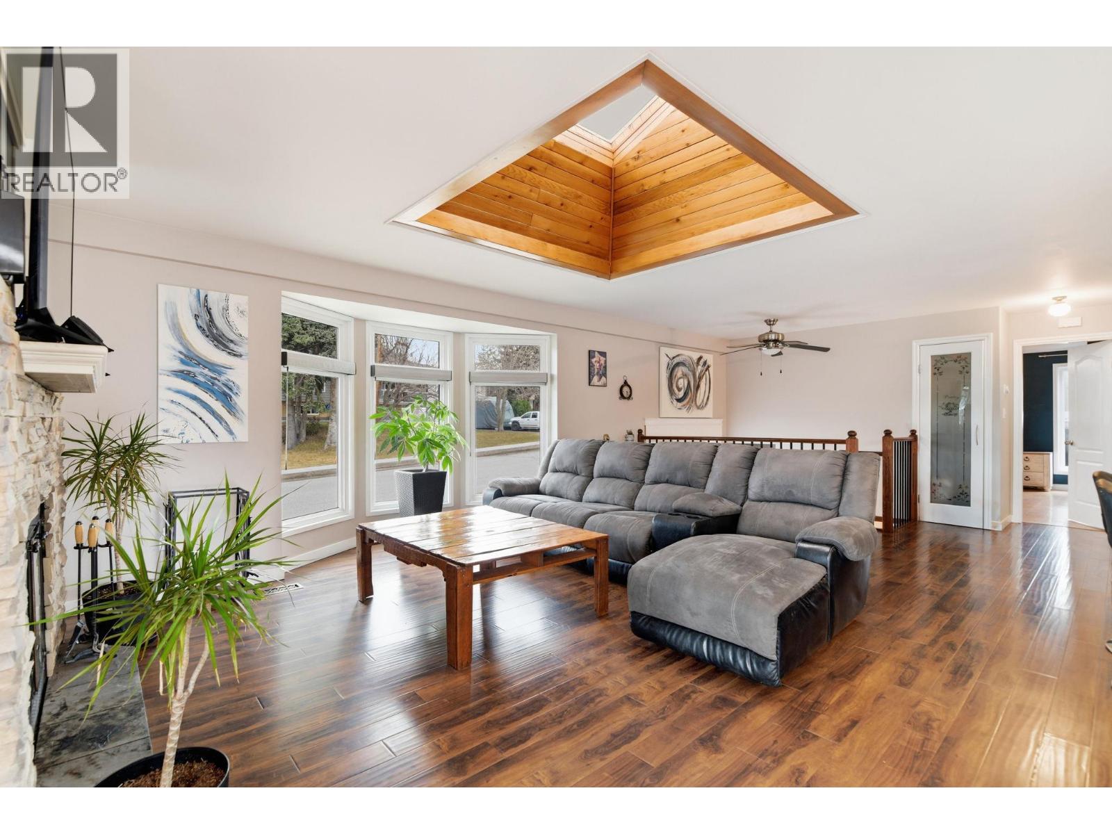  1734 Lynrick Road, Kelowna