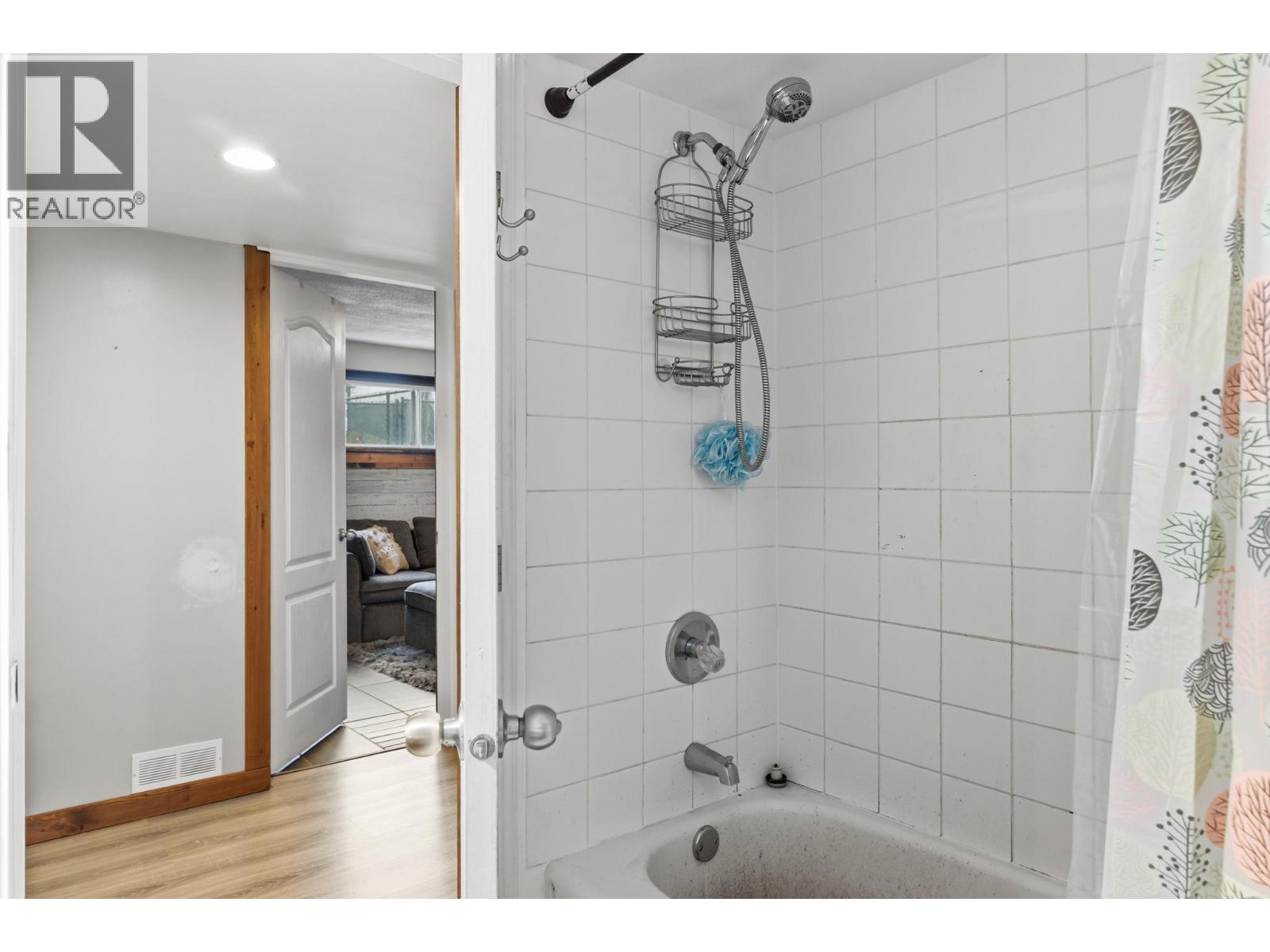  1734 Lynrick Road, Kelowna