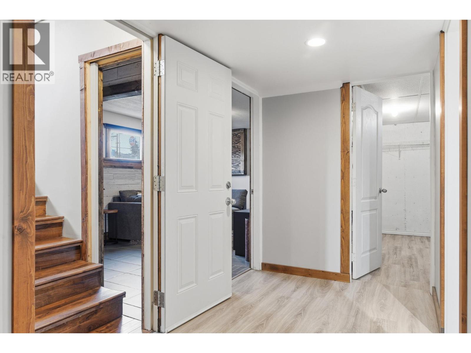  1734 Lynrick Road, Kelowna