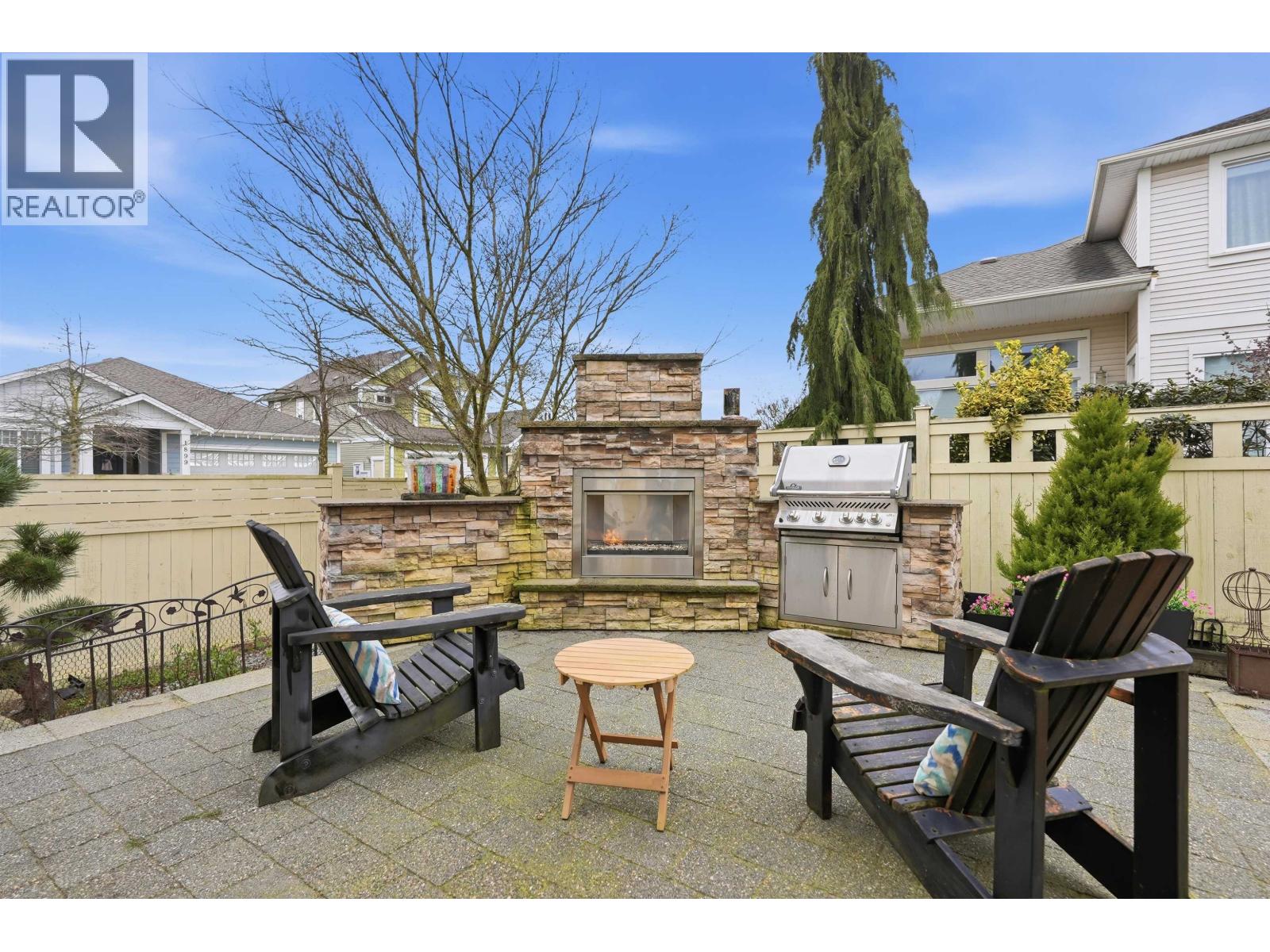 4653 APPLE Lane, Tsawwassen