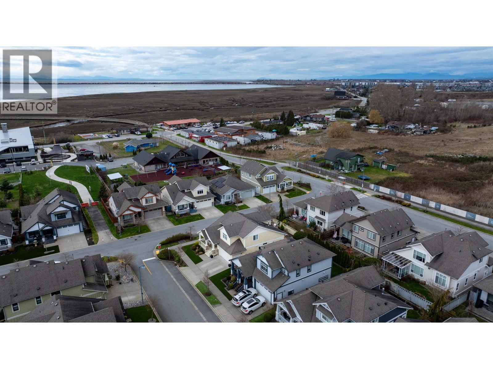 4653 APPLE Lane, Tsawwassen