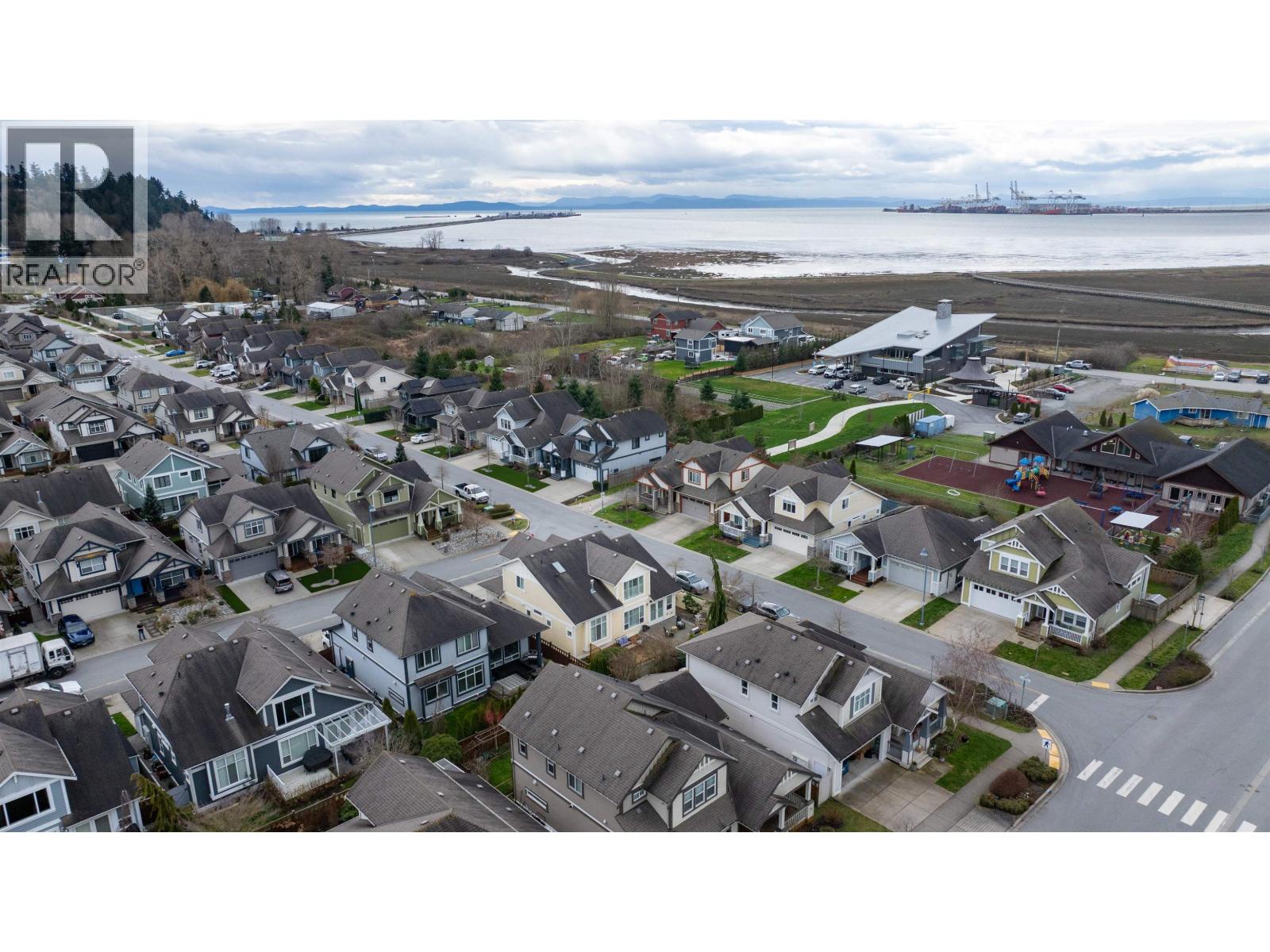 4653 APPLE Lane, Tsawwassen