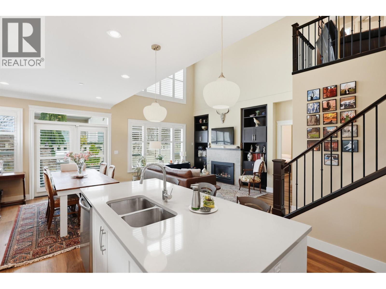 4653 APPLE Lane, Tsawwassen