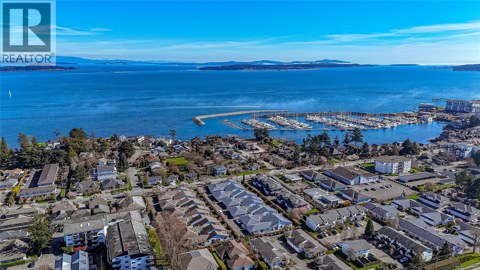 5 10084 Third Street, Sidney