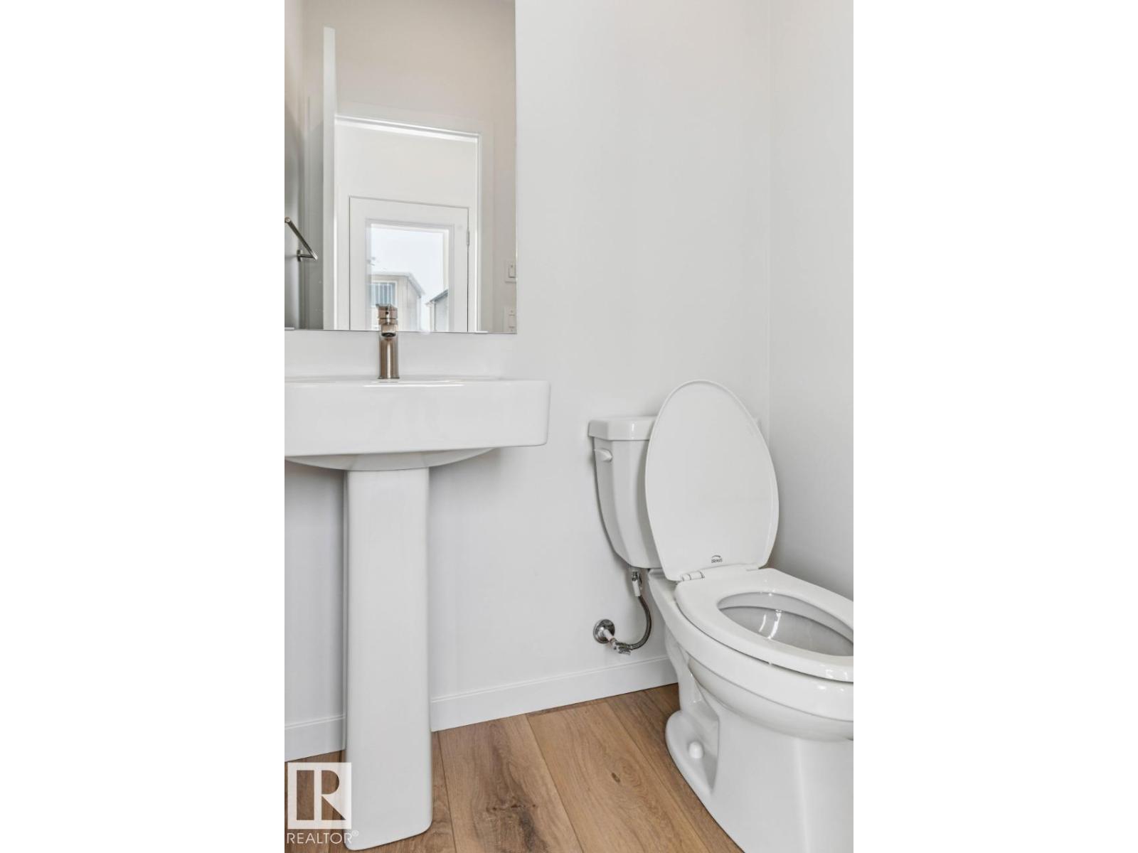 8120 228 ST NW - 12
