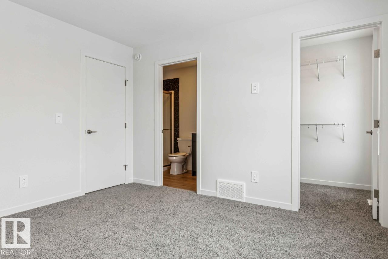 8120 228 ST NW - 14
