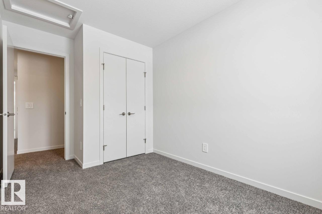 8120 228 ST NW - 18