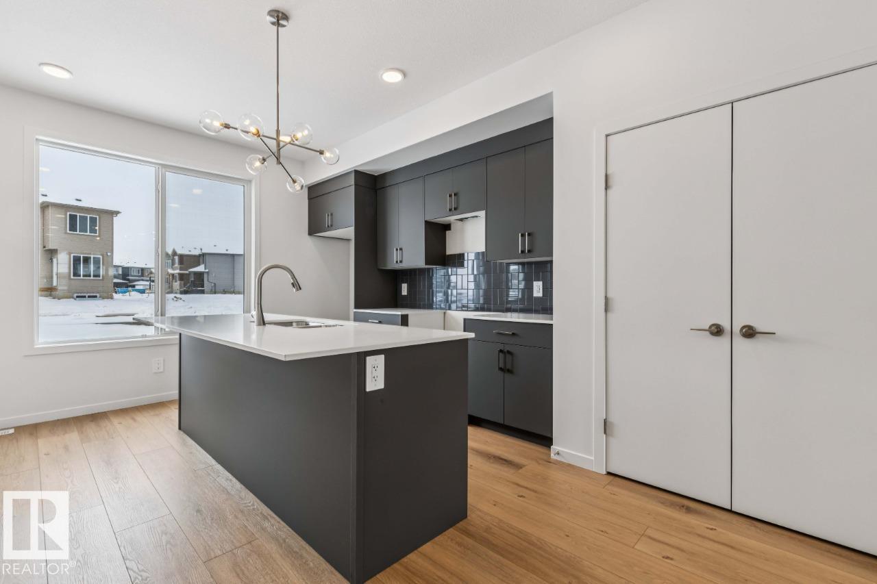 8120 228 ST NW - 8