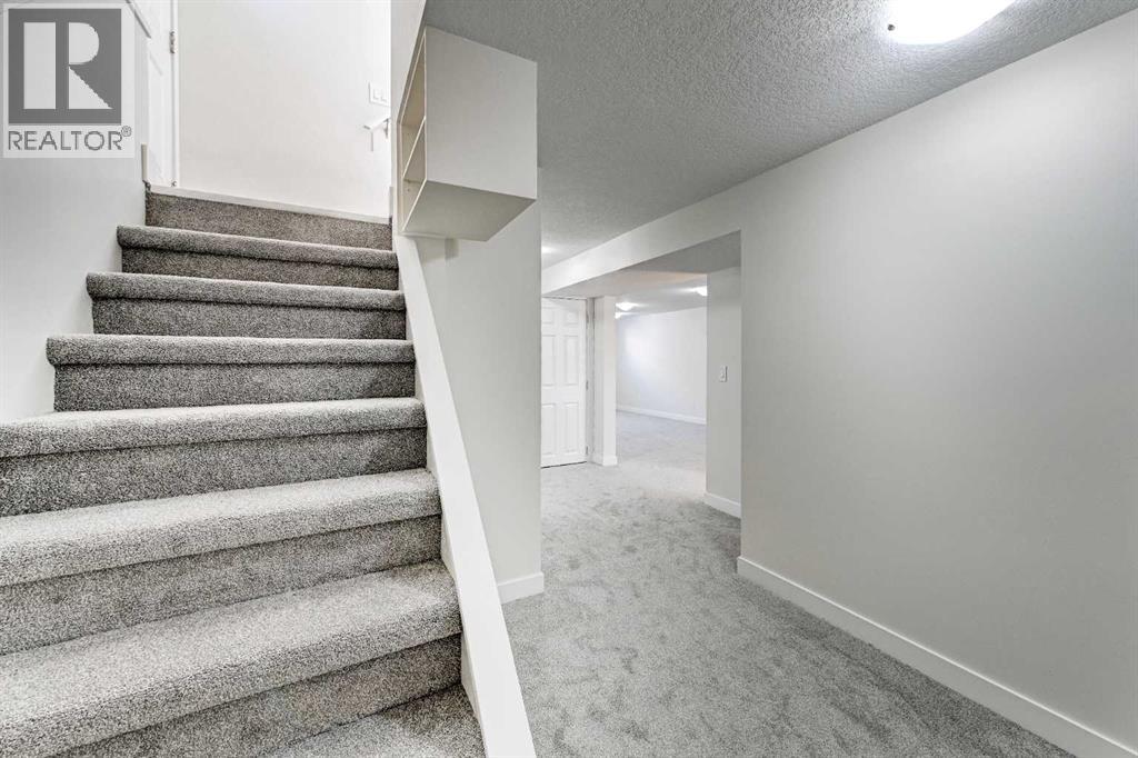 Single Family House Bungalow for Sale in  Pennsburg Place SE Penbrooke Meadows Calgary 