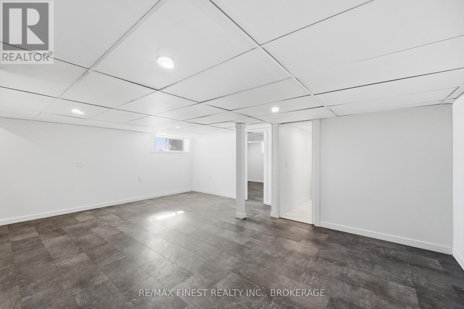 1162 THOUSAND ISLANDS PARKWAY - 37