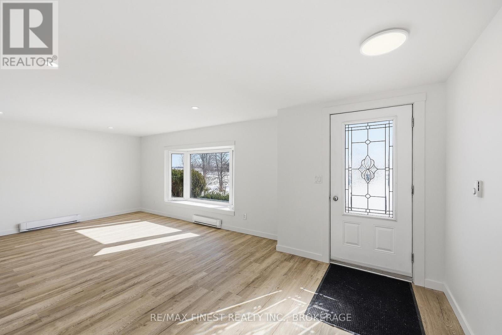 1162 THOUSAND ISLANDS PARKWAY - 4