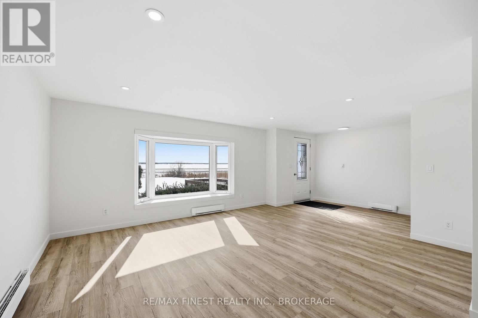 1162 THOUSAND ISLANDS PARKWAY - 7
