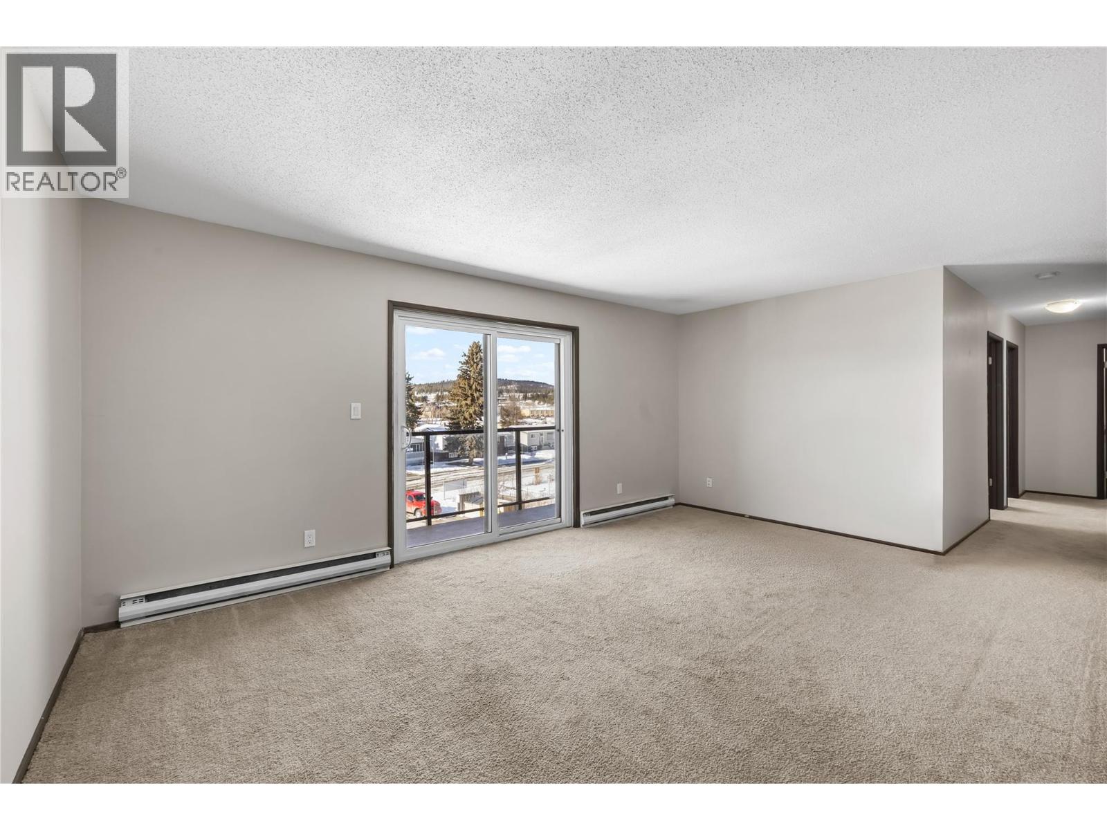 606 18th Avenue N Unit# 404, Cranbrook