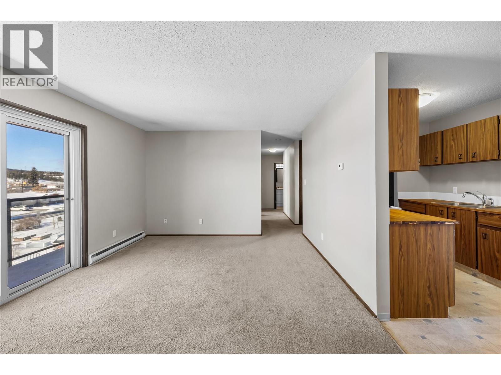 606 18th Avenue N Unit# 404, Cranbrook