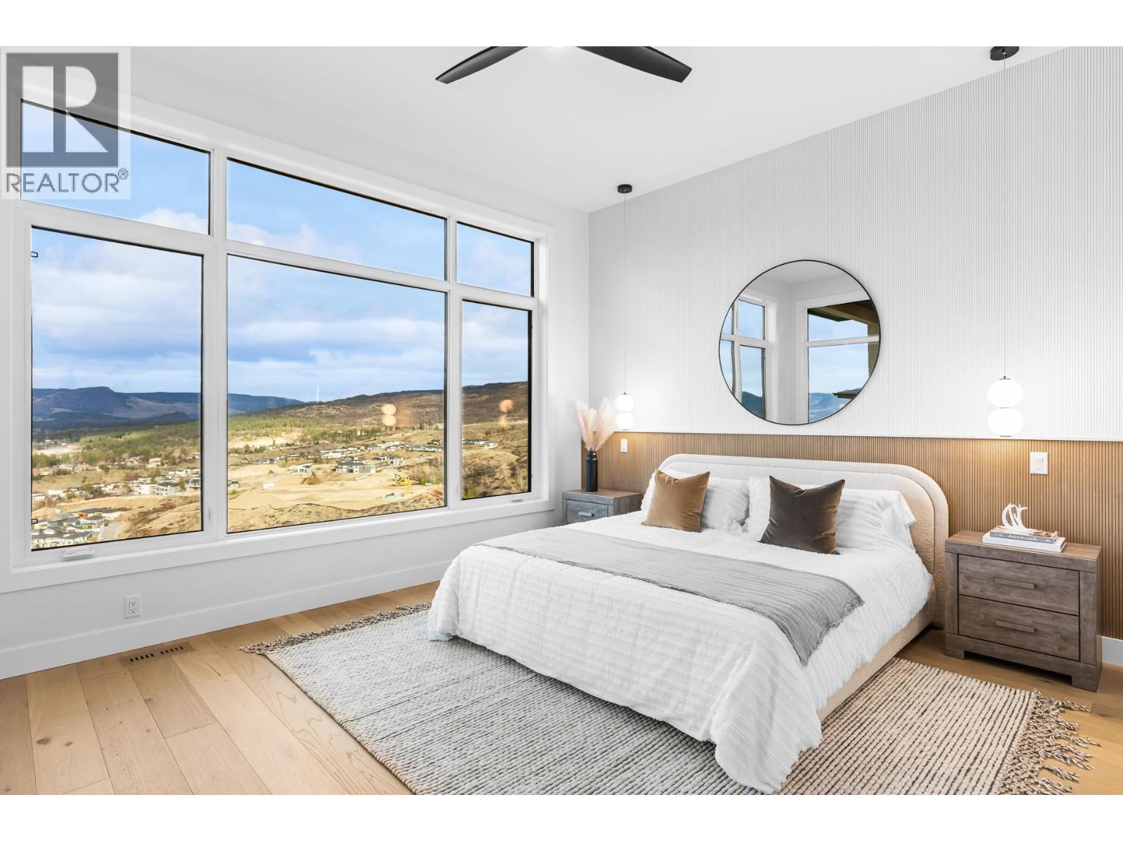 1050 Emslie Street, Kelowna