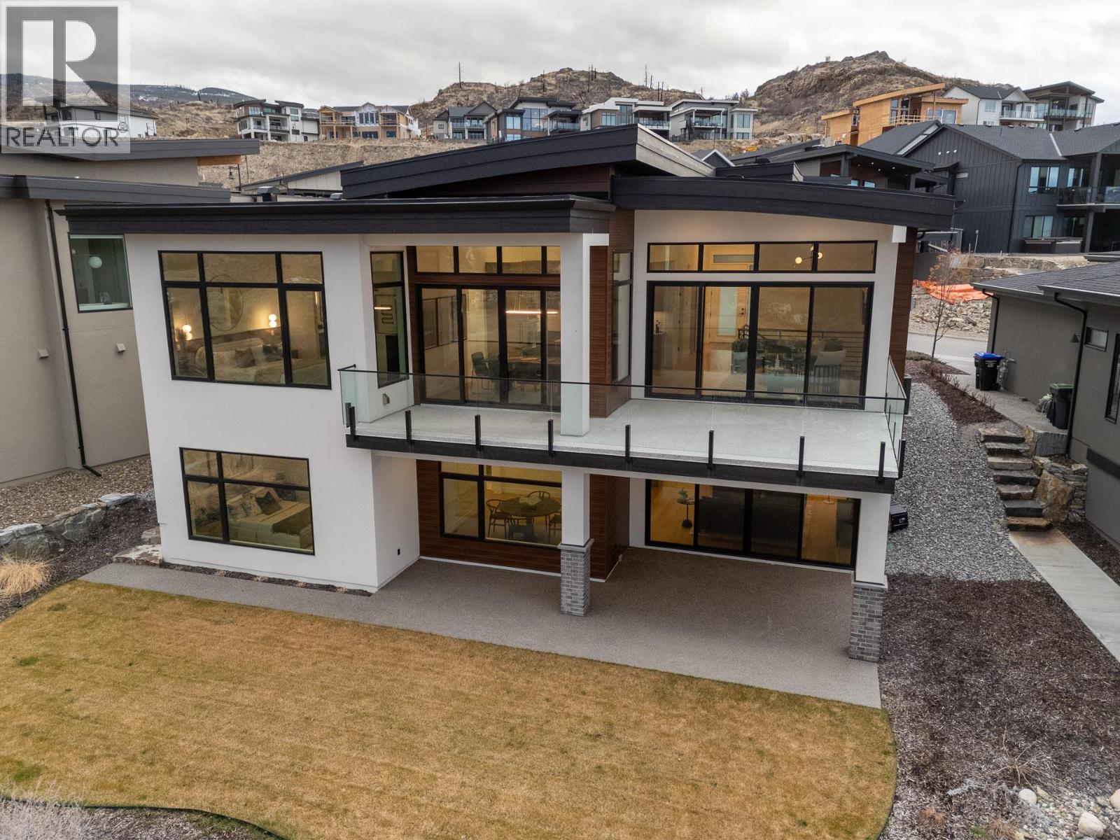 1050 Emslie Street, Kelowna