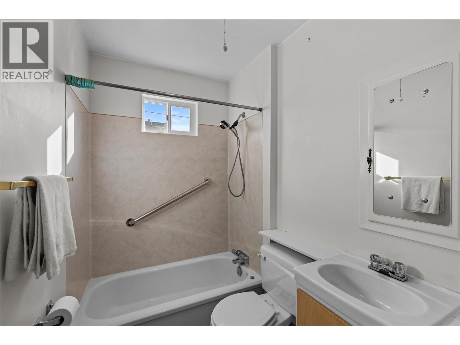 1335 Columbia Street, Kamloops