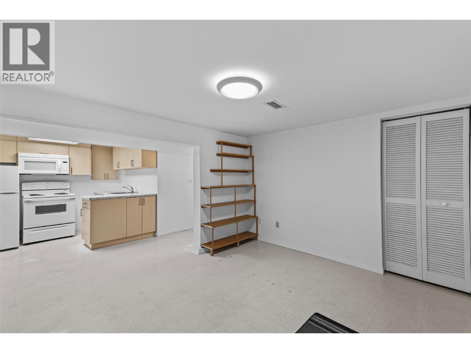 1335 Columbia Street, Kamloops