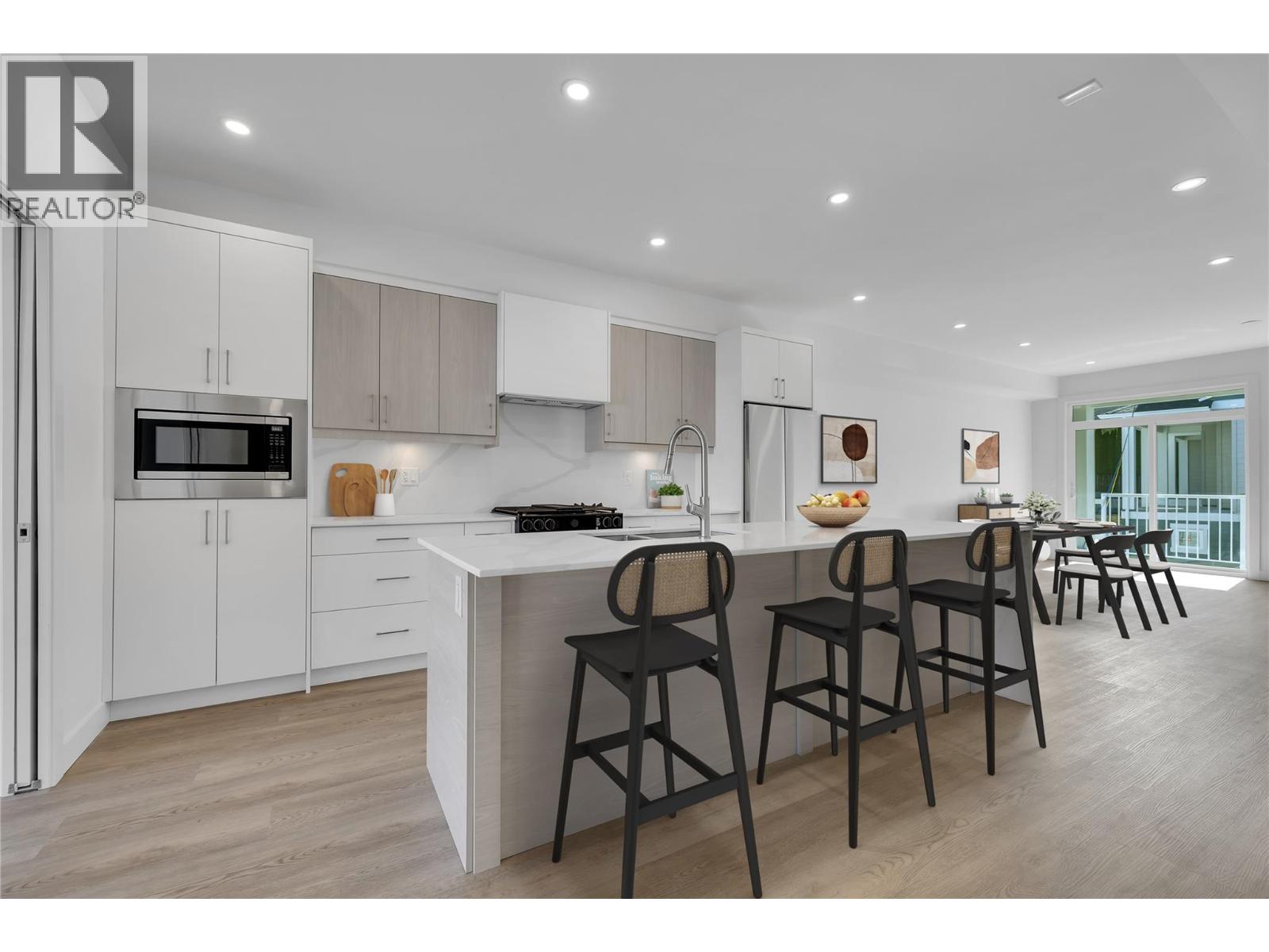 118 5300 Main Street, Kelowna