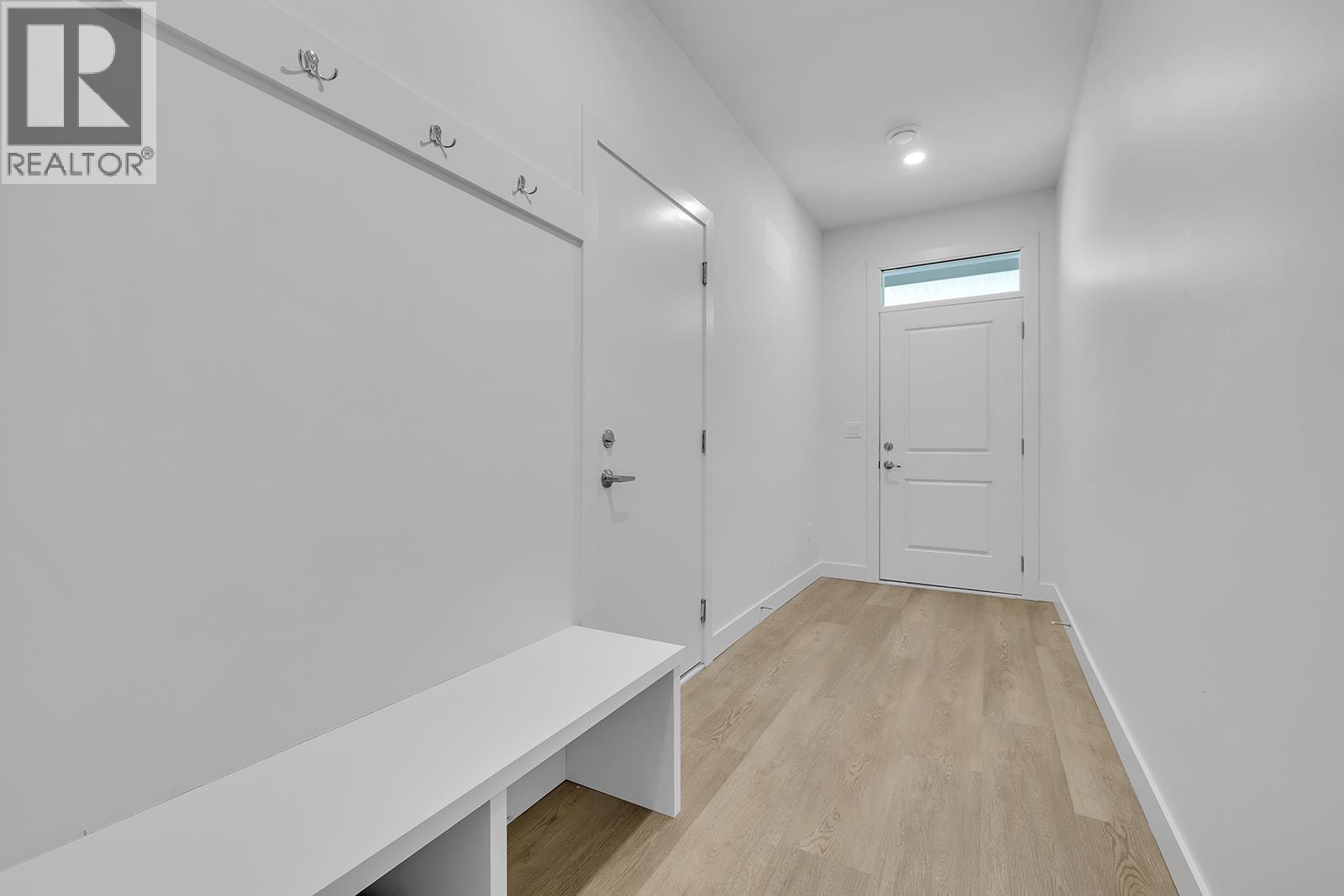 118 5300 Main Street, Kelowna