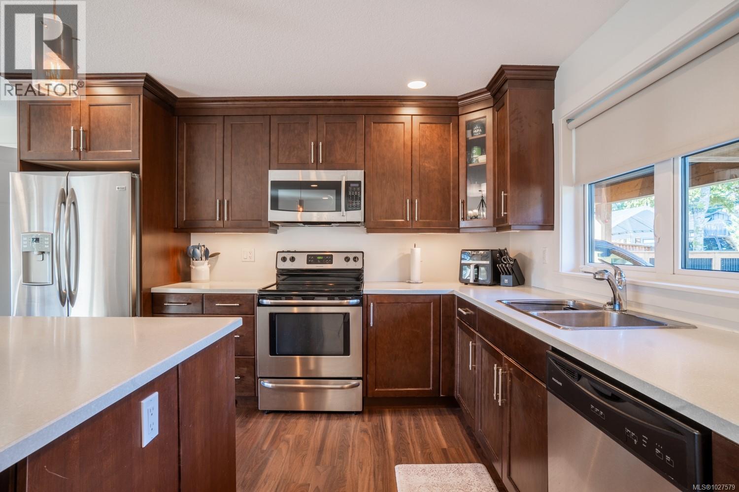 3238 Adby Rd, Nanaimo