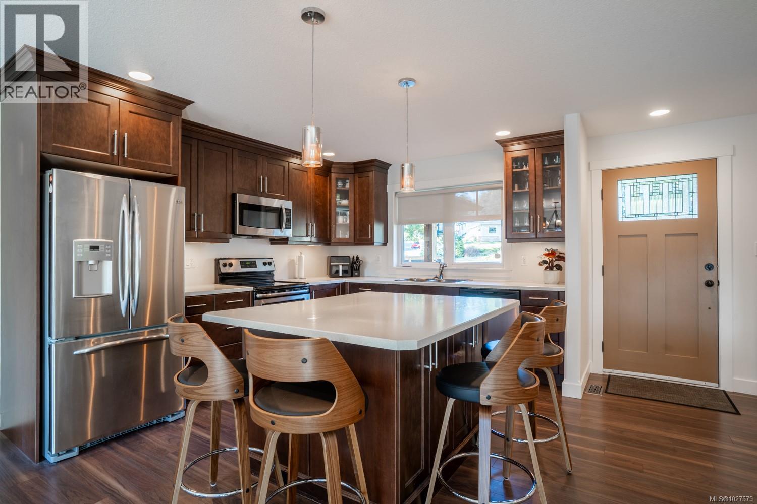 3238 Adby Rd, Nanaimo