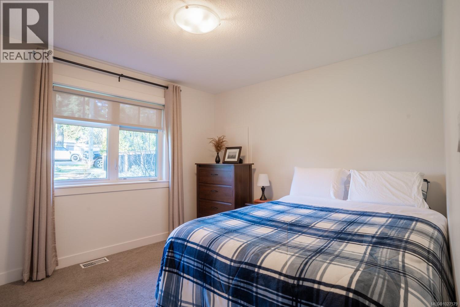 3238 Adby Rd, Nanaimo