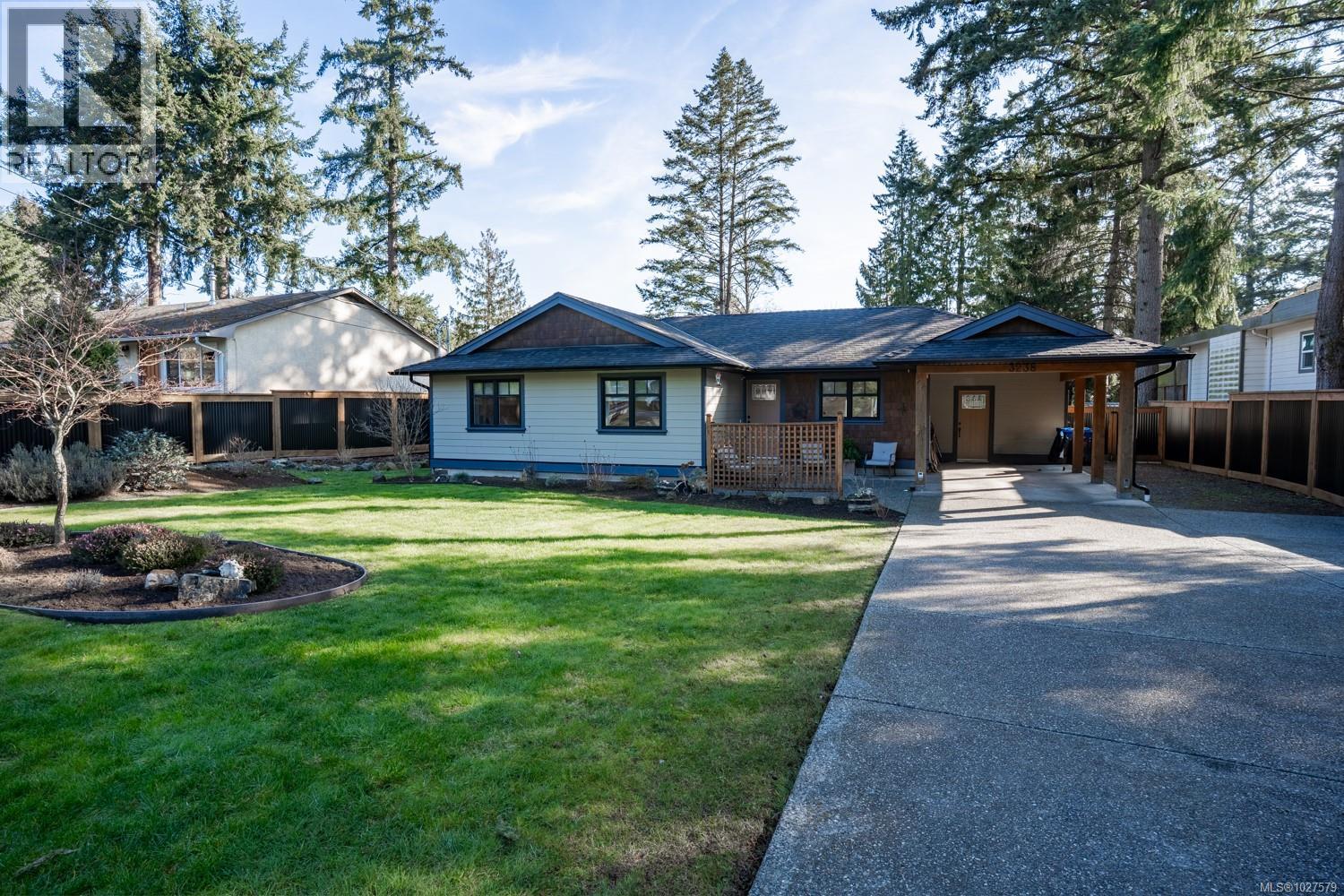 3238 Adby Rd, Nanaimo