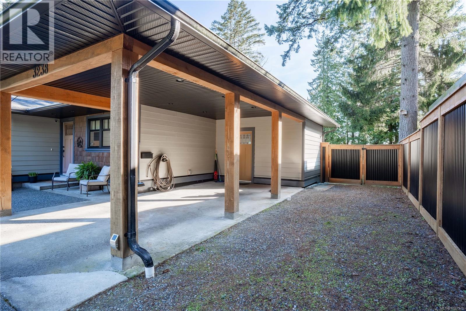 3238 Adby Rd, Nanaimo