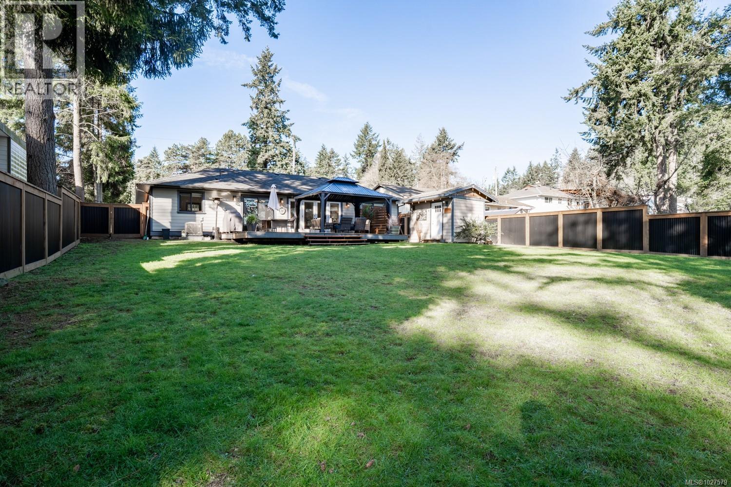 3238 Adby Rd, Nanaimo