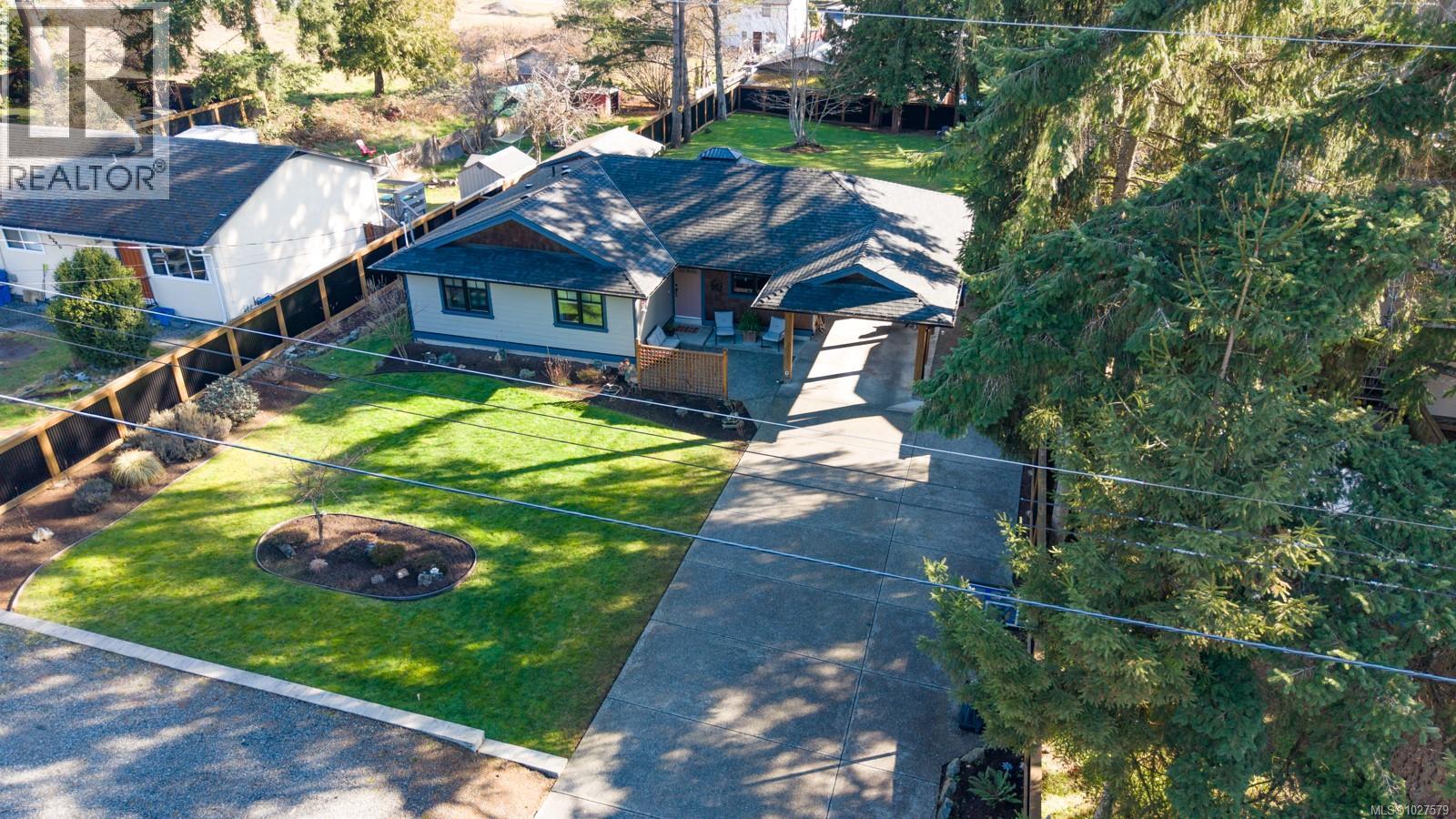 3238 Adby Rd, Nanaimo