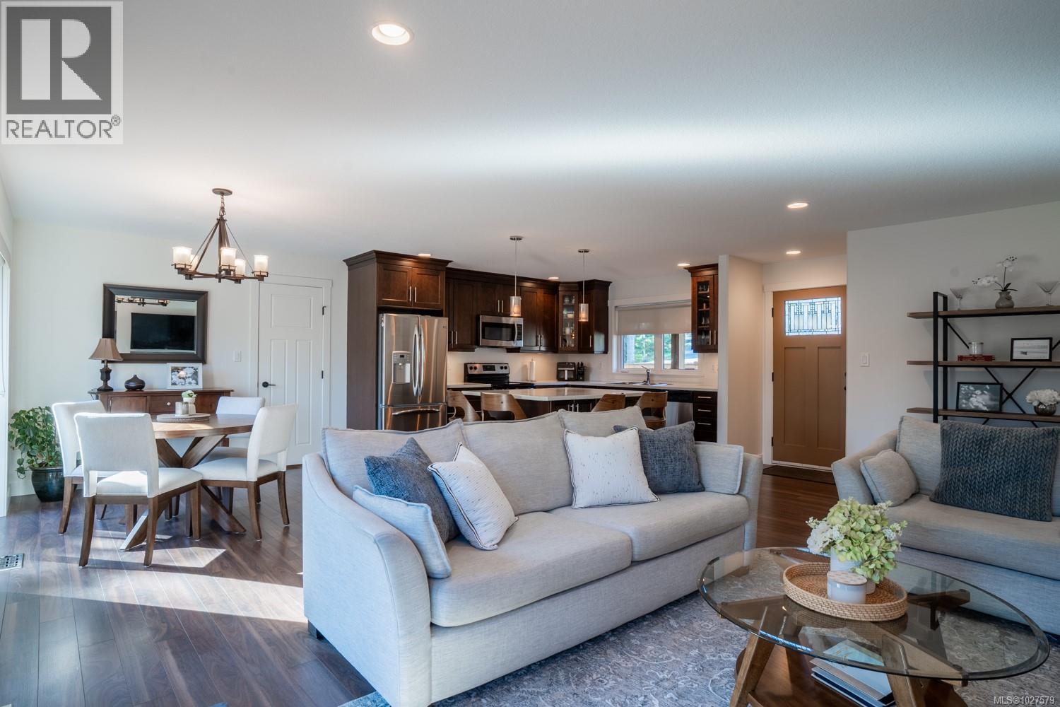 3238 Adby Rd, Nanaimo