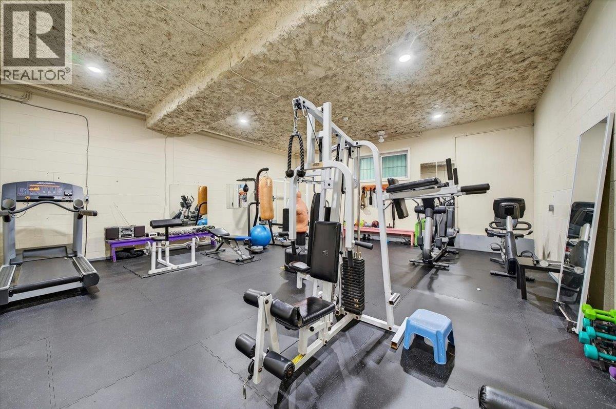 118 200 WESTHILL PLACE, Port Moody