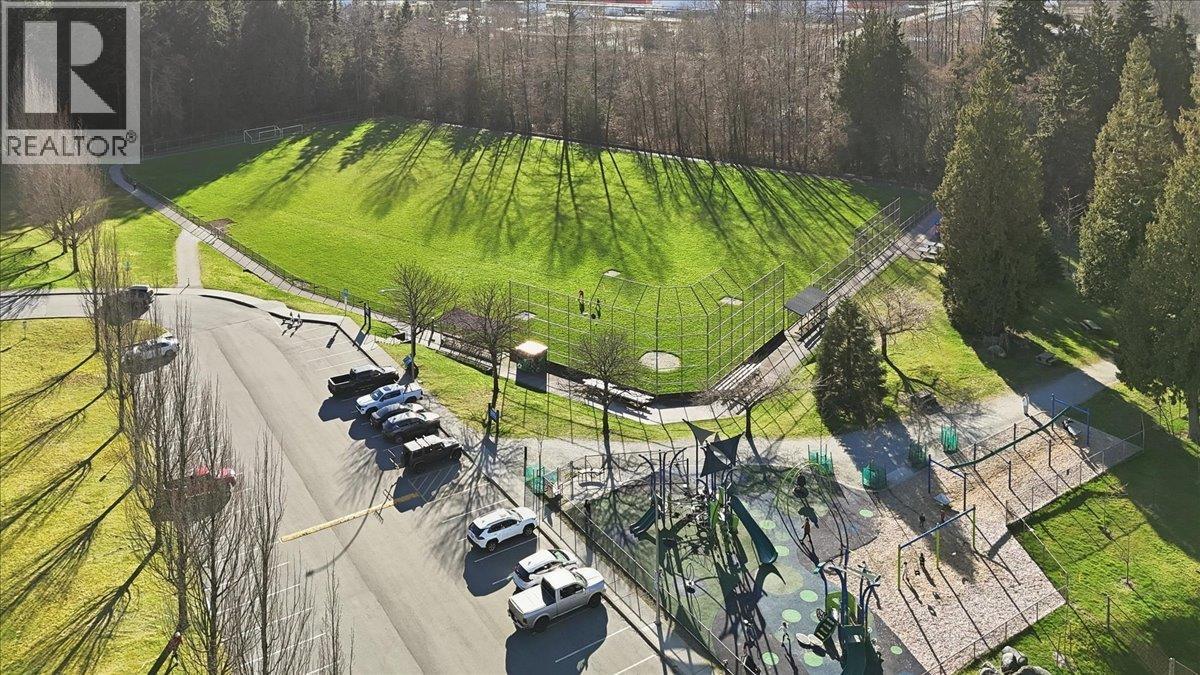 118 200 WESTHILL PLACE, Port Moody