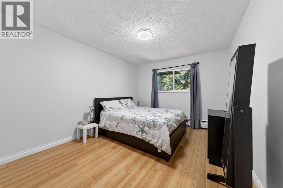 118 200 WESTHILL PLACE, Port Moody