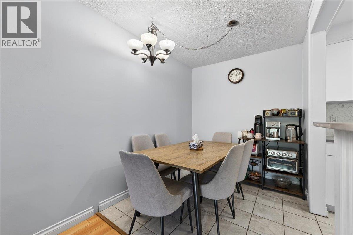 118 200 WESTHILL PLACE, Port Moody