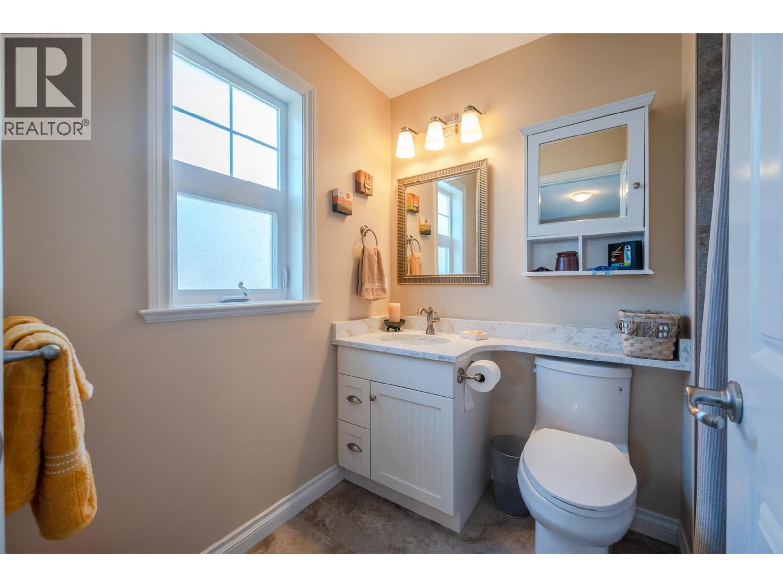 2450 RADIO TOWER Road Unit# 116, Oliver