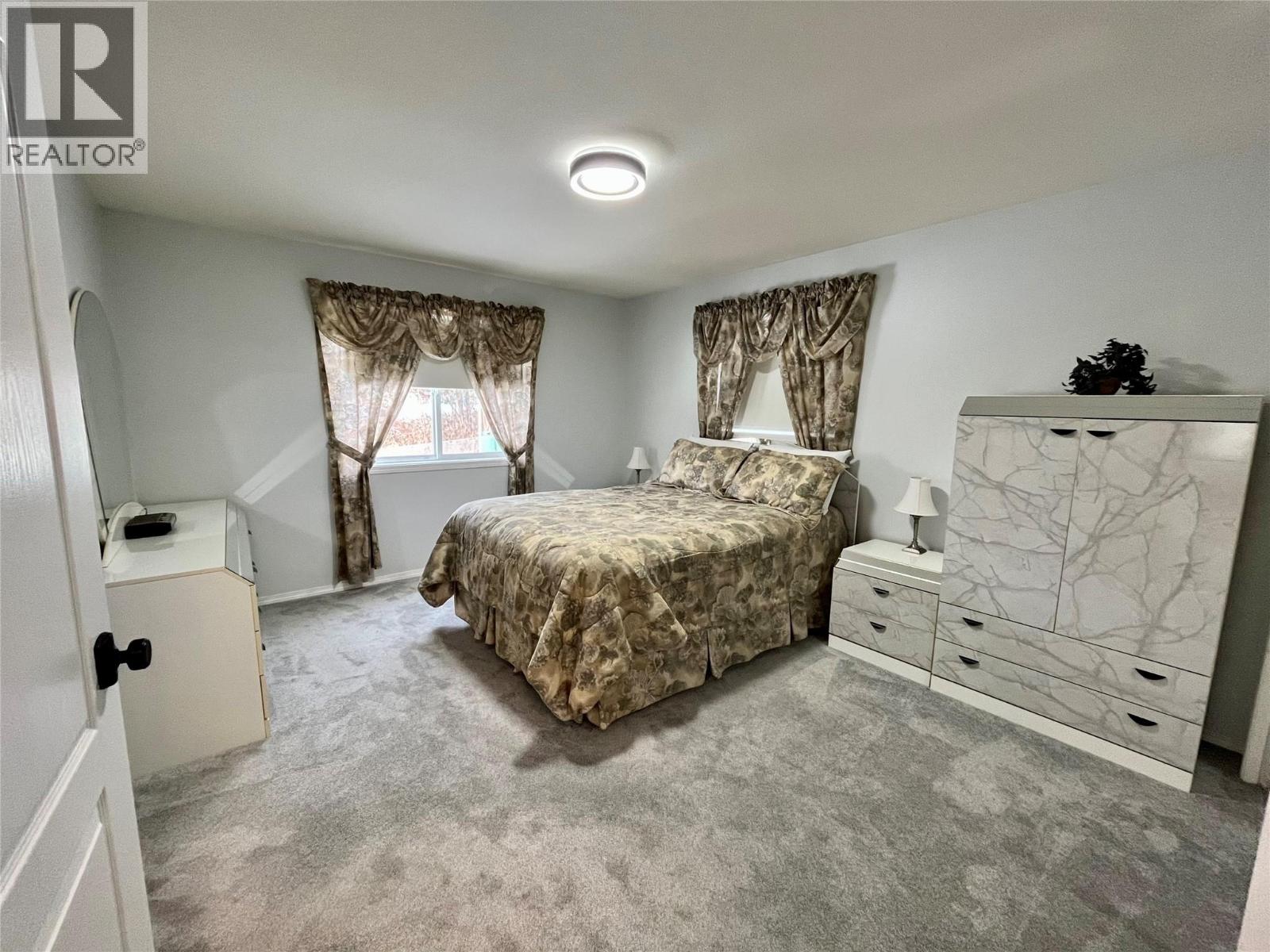 213 Burton School Road, Burton