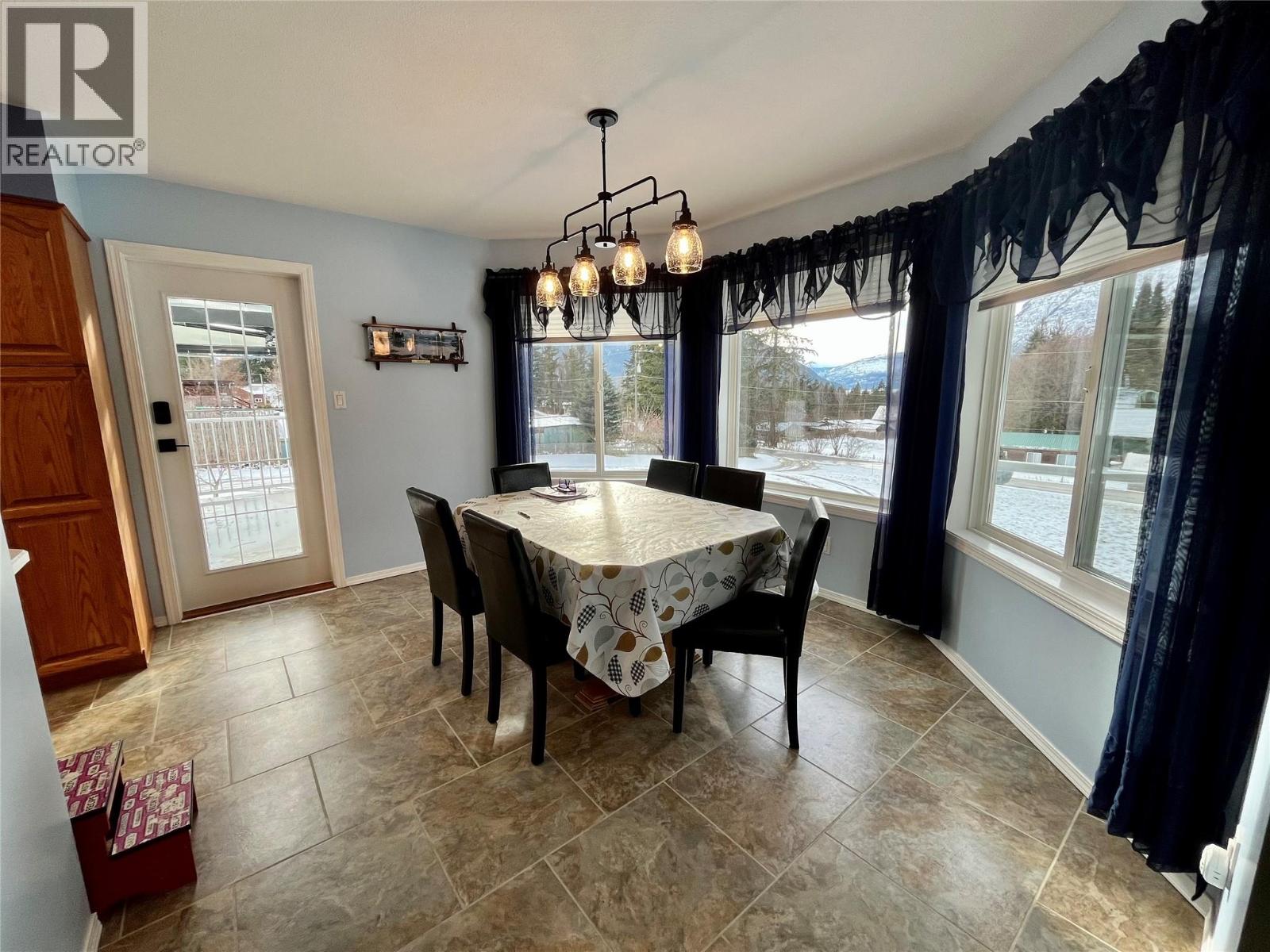 213 Burton School Road, Burton