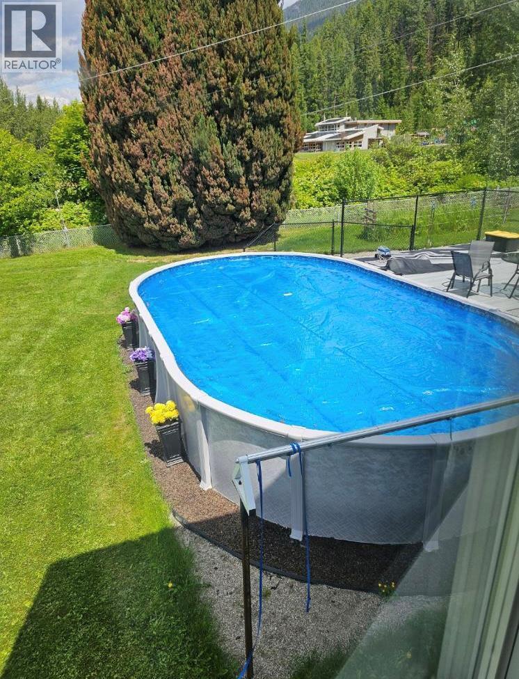 213 Burton School Road, Burton