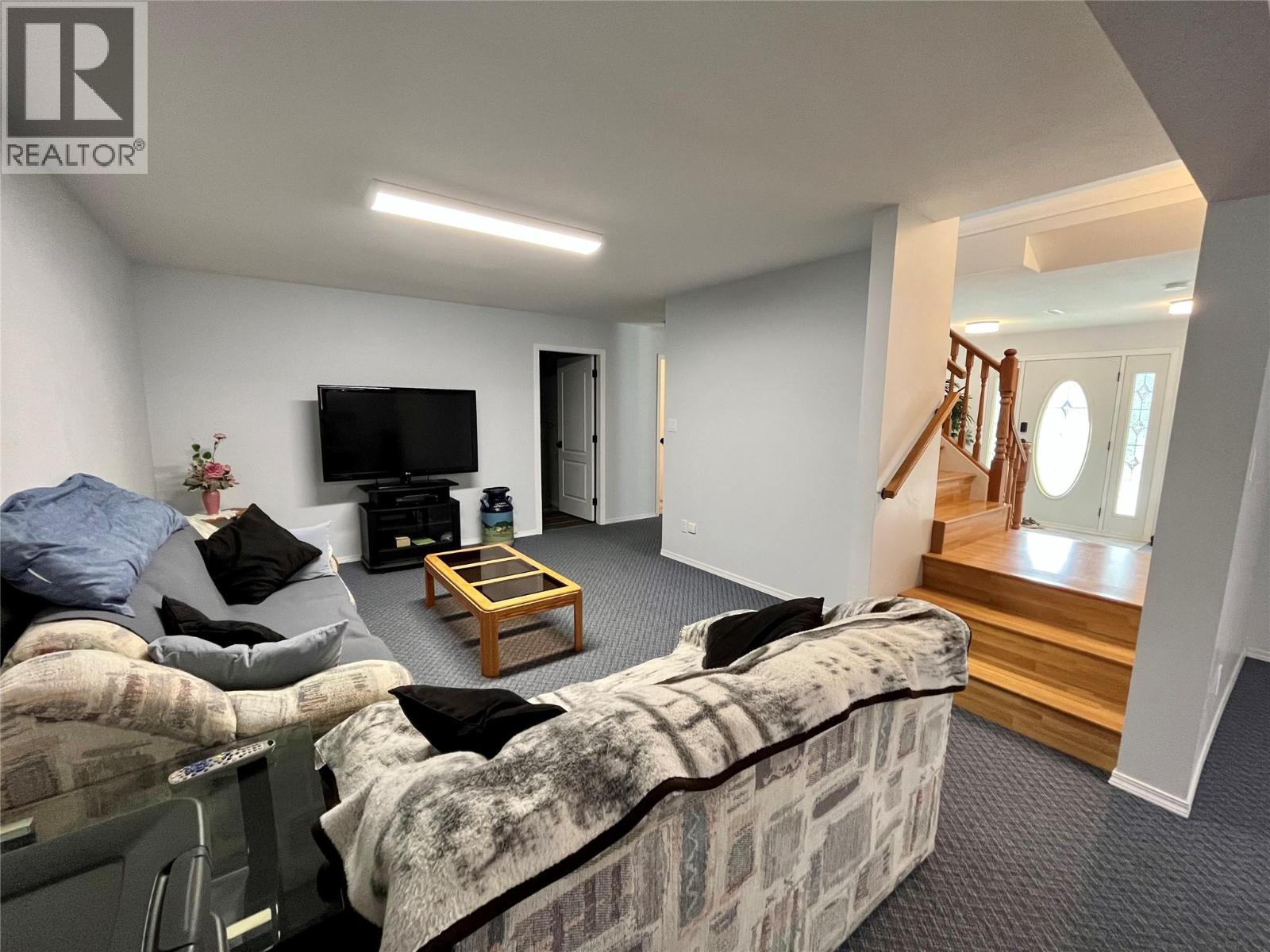 213 Burton School Road, Burton