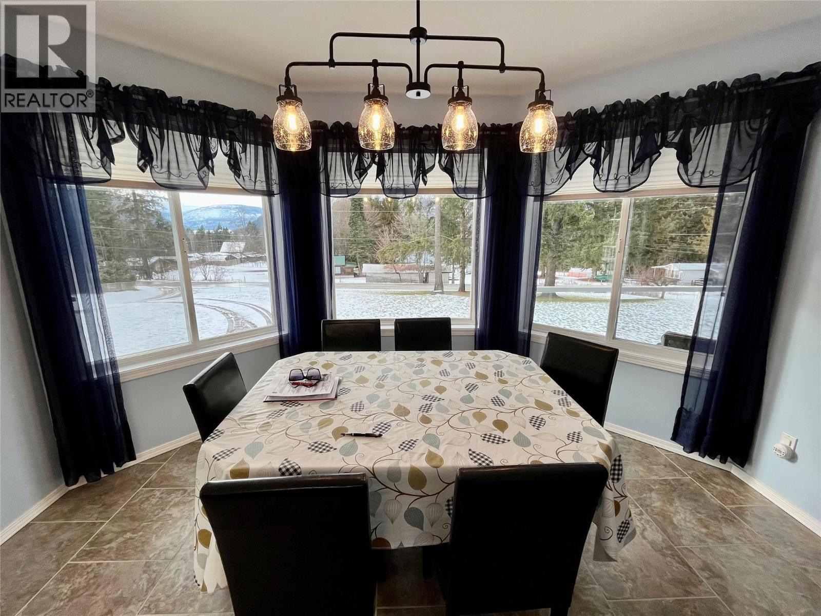 213 Burton School Road, Burton